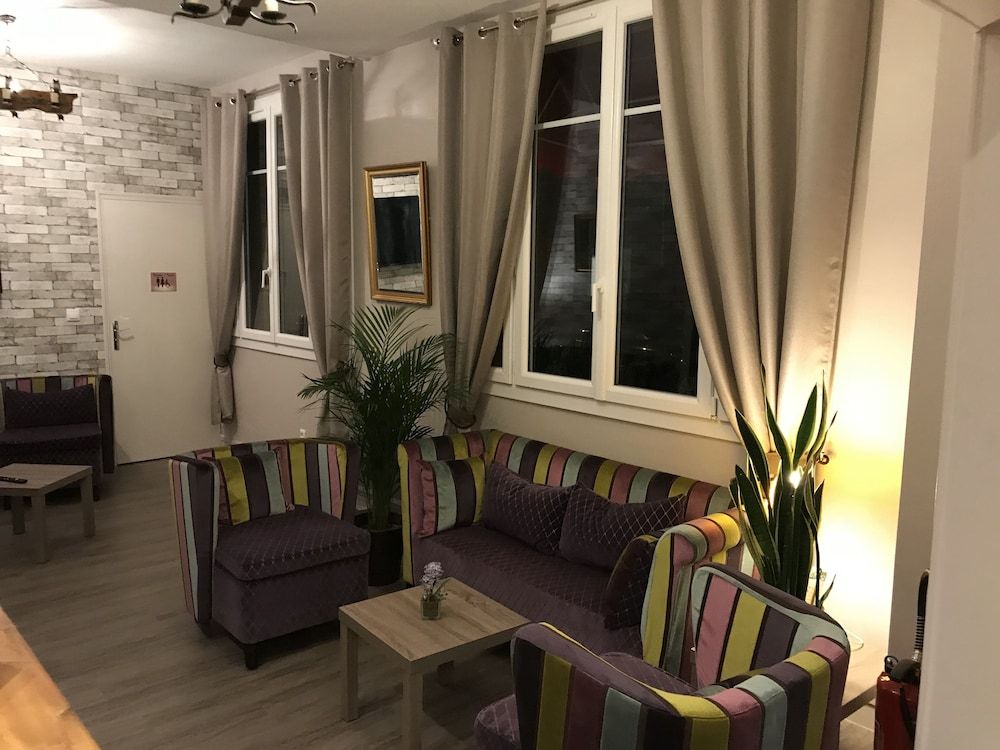 HÔTEL LES IRIS 2