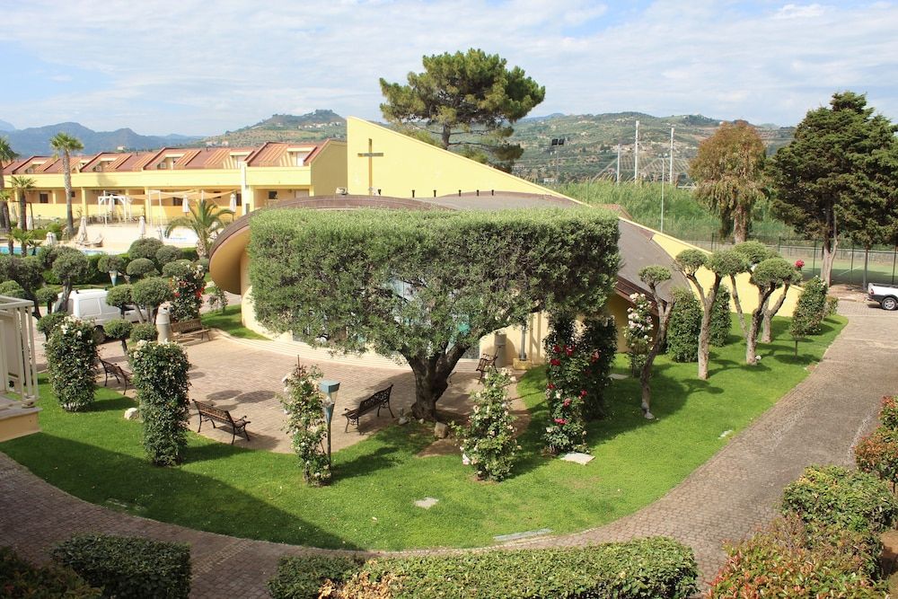 GH Baia di Tempsa Resort 1
