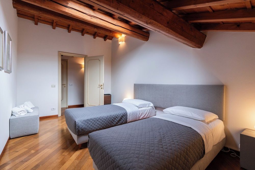 Attico nel cuore di via Mazzini 2