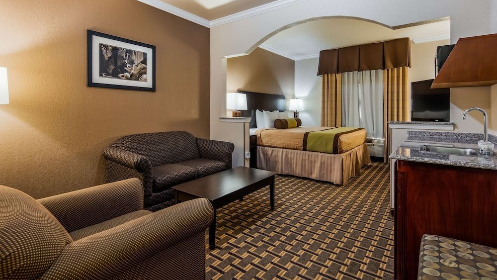 Best Western Plus Cutting Horse Inn & Suites 1