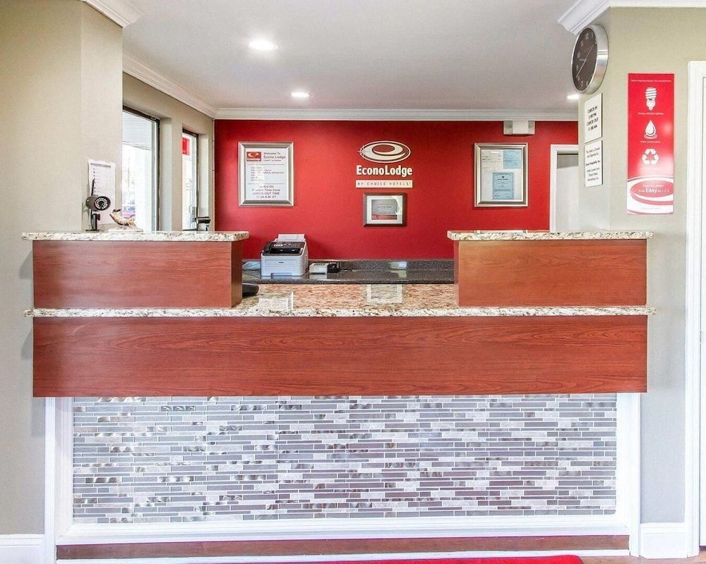 Econo Lodge Lanett 2