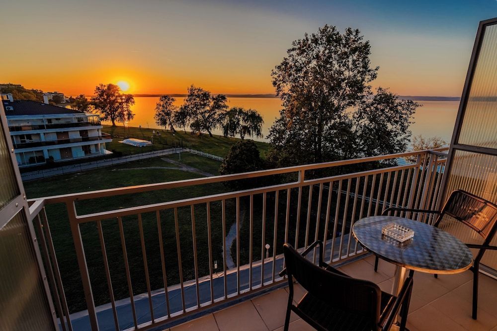 Plazs Hotel Siófok 1