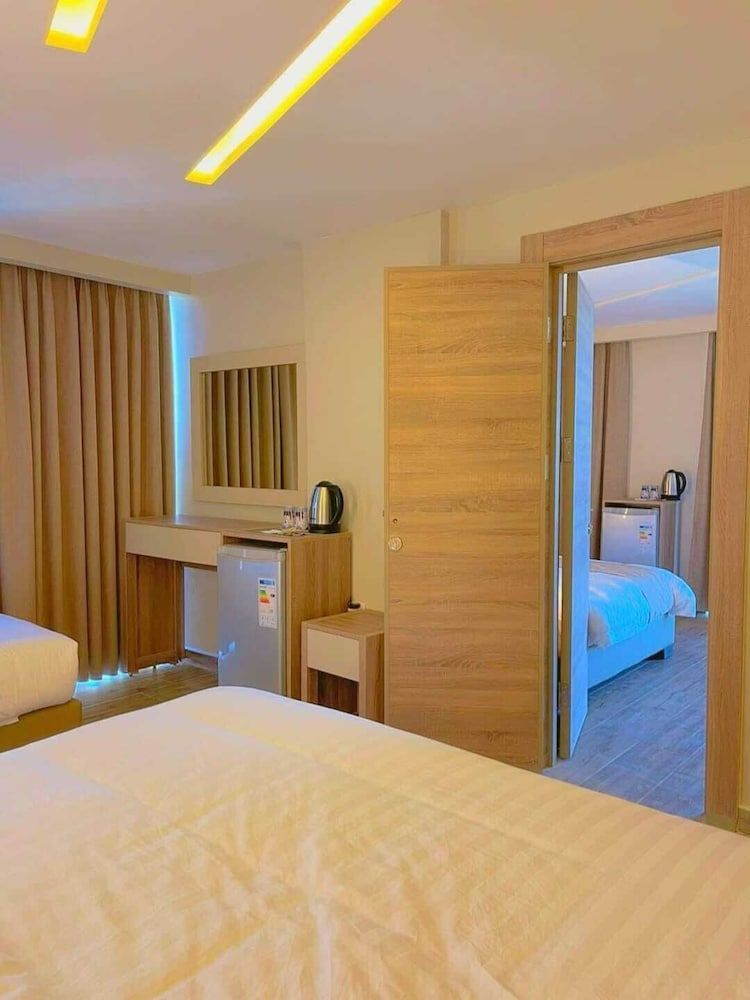 ALENA HOTEL 2