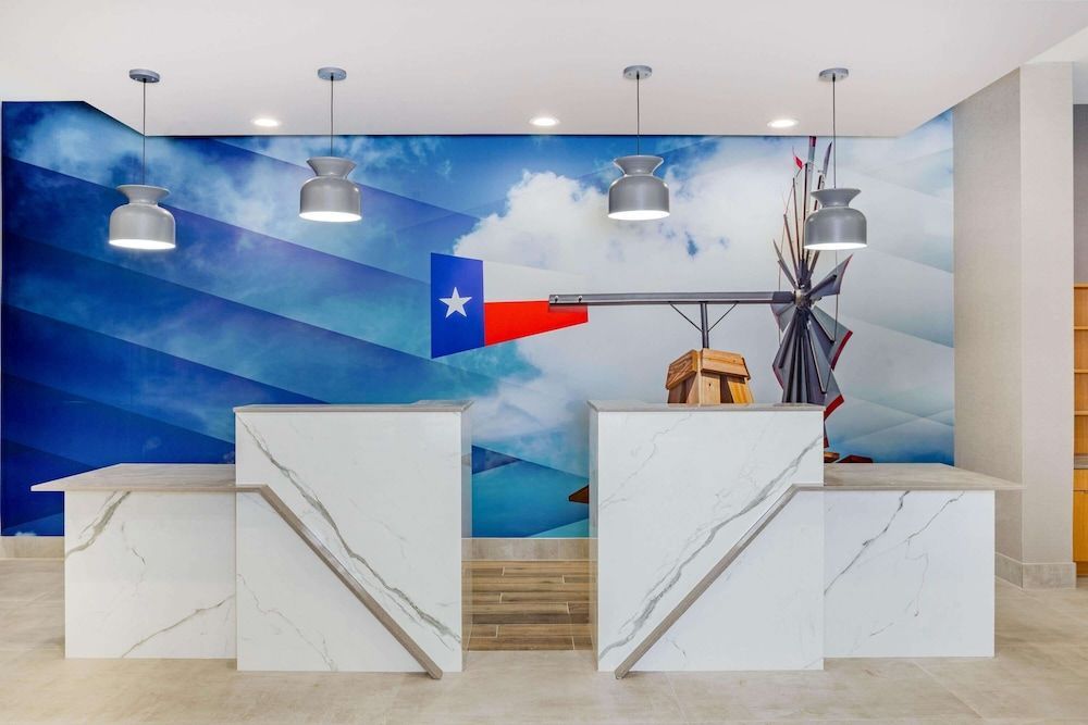 La Quinta Inn & Suites Katy-Mills by Wyndham Katy 2