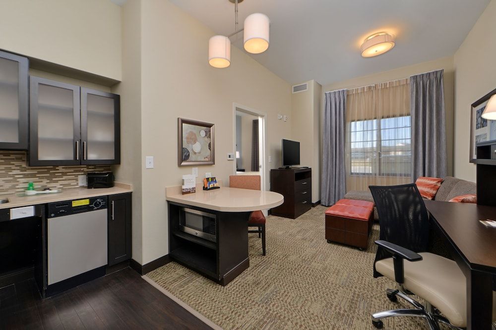 Staybridge Suites ROCHESTER - COMMERCE DR NW by IHG 2