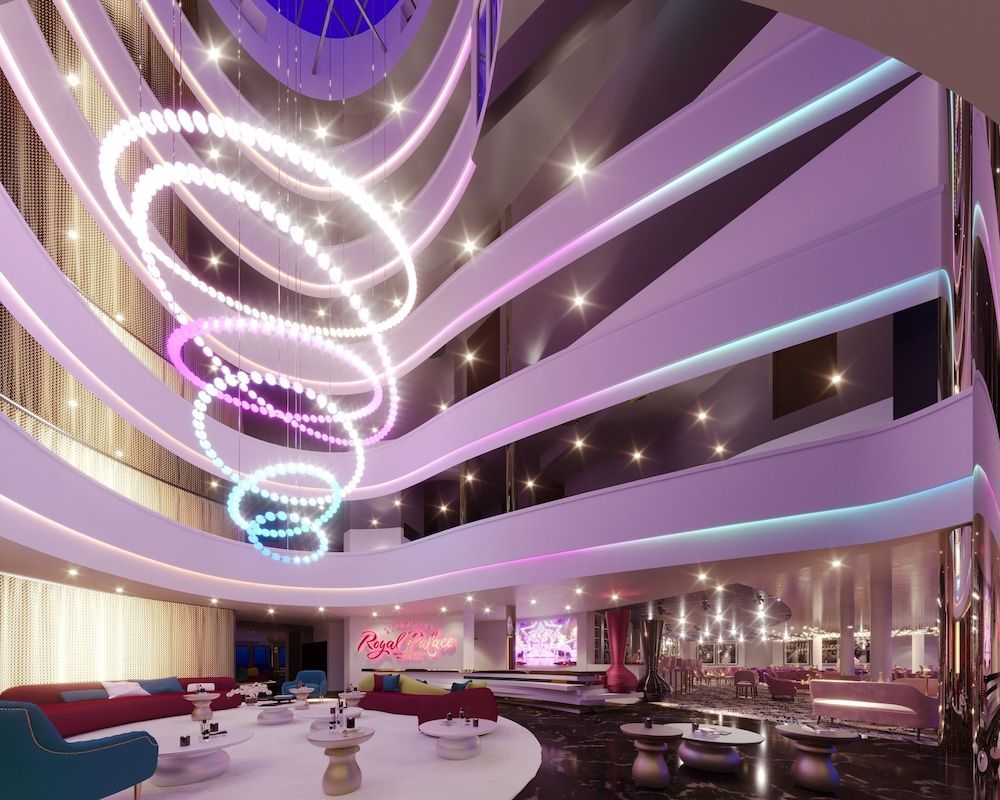 Royal Palace Hotel & Spa 2