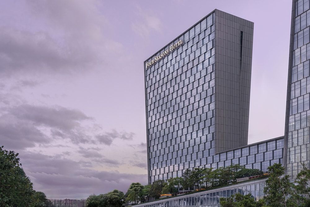 Four Seasons Hotel Shenzhen 1