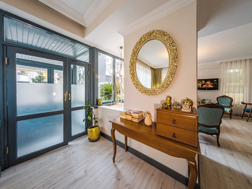 Triana Hotel 2