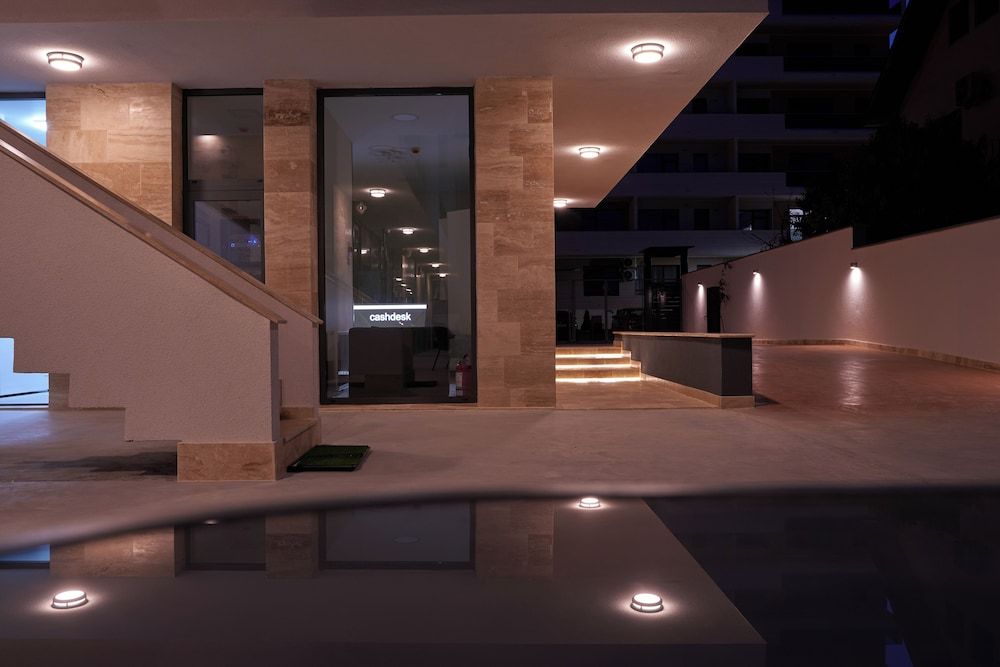Vila Ducu Mamaia Nord - Teens and Adults Only 14 and Over 2