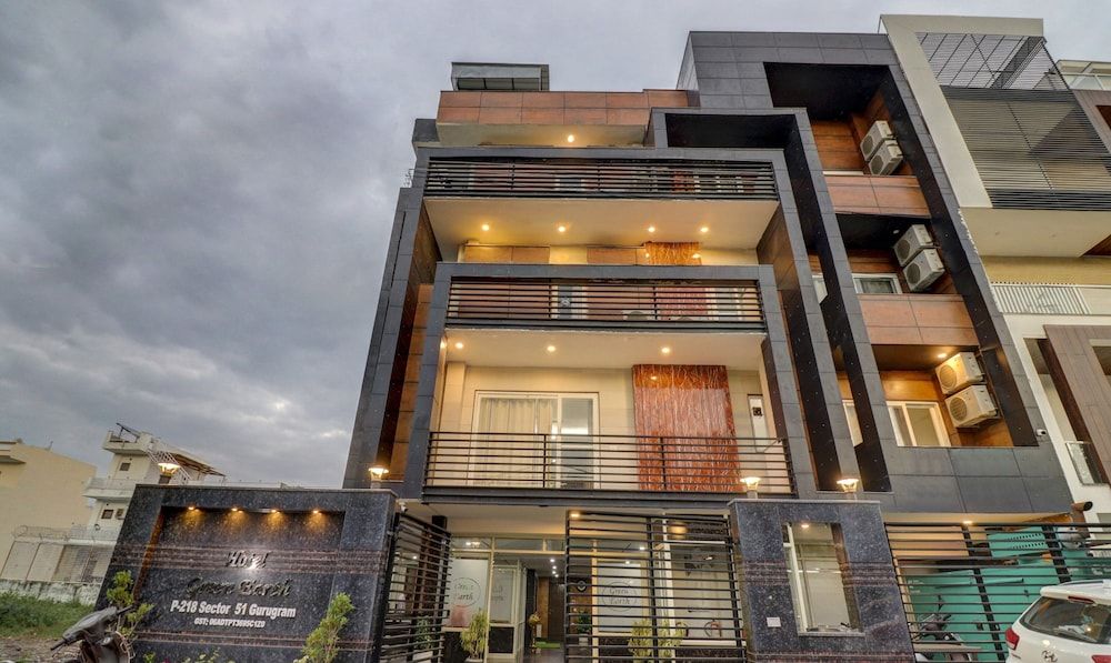 Xenious Grand Manor, Golf Course Extension Road, Gurugram 1