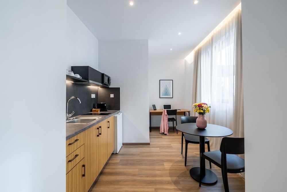 Pnoe Urban Living 2