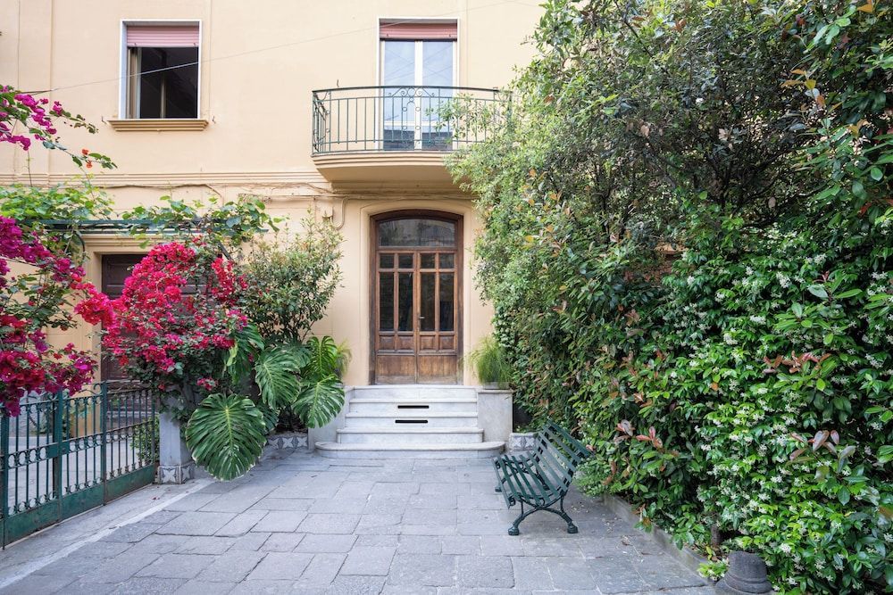 Atelier Inès Arts & Suites 1