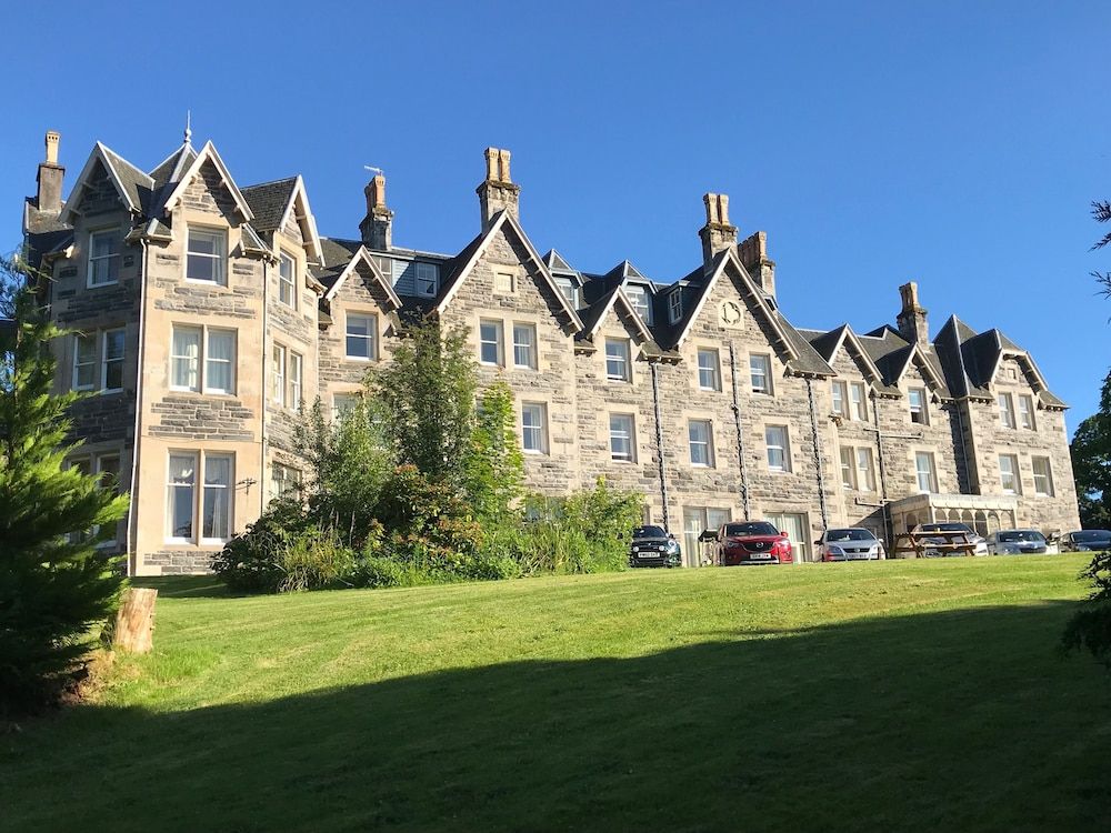Ben Wyvis Hotel 1