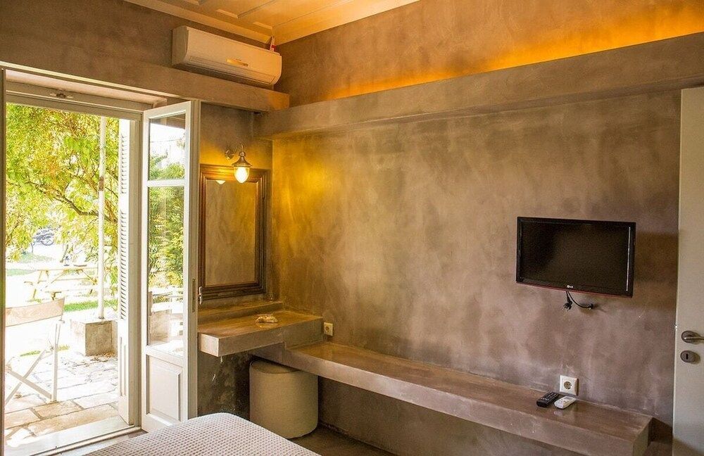Stavlos Cottage 2