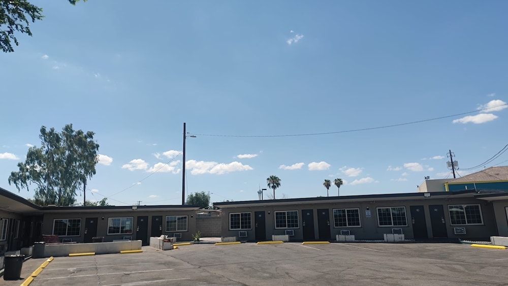 US MOTEL 1
