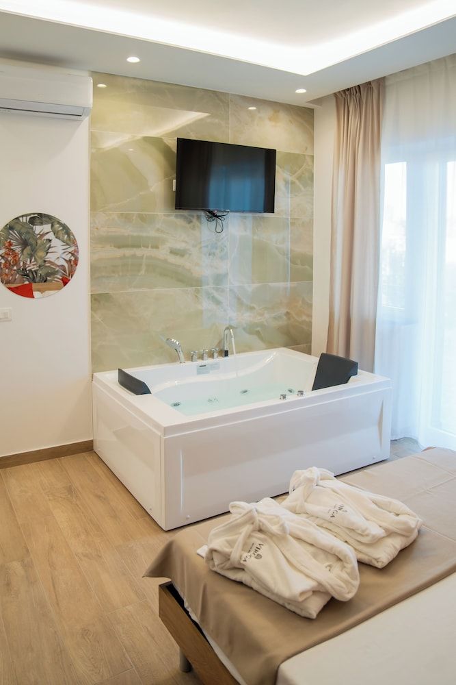 Viroga Suite Apartments 1