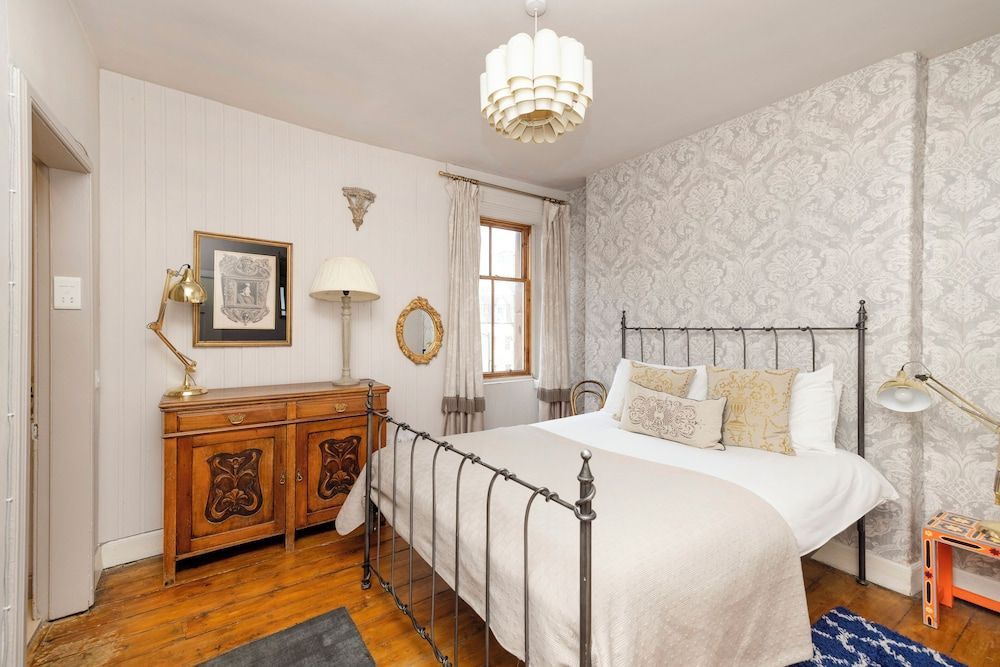 JOIVY Stunning Apartment in Royal Mile 2
