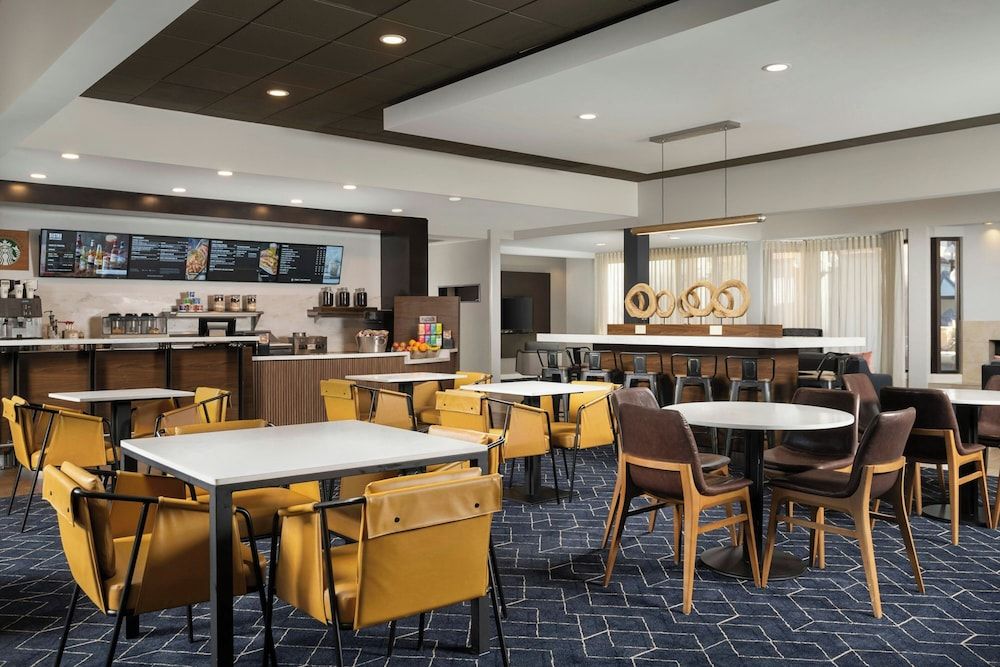 Courtyard by Marriott Albuquerque Airport 1