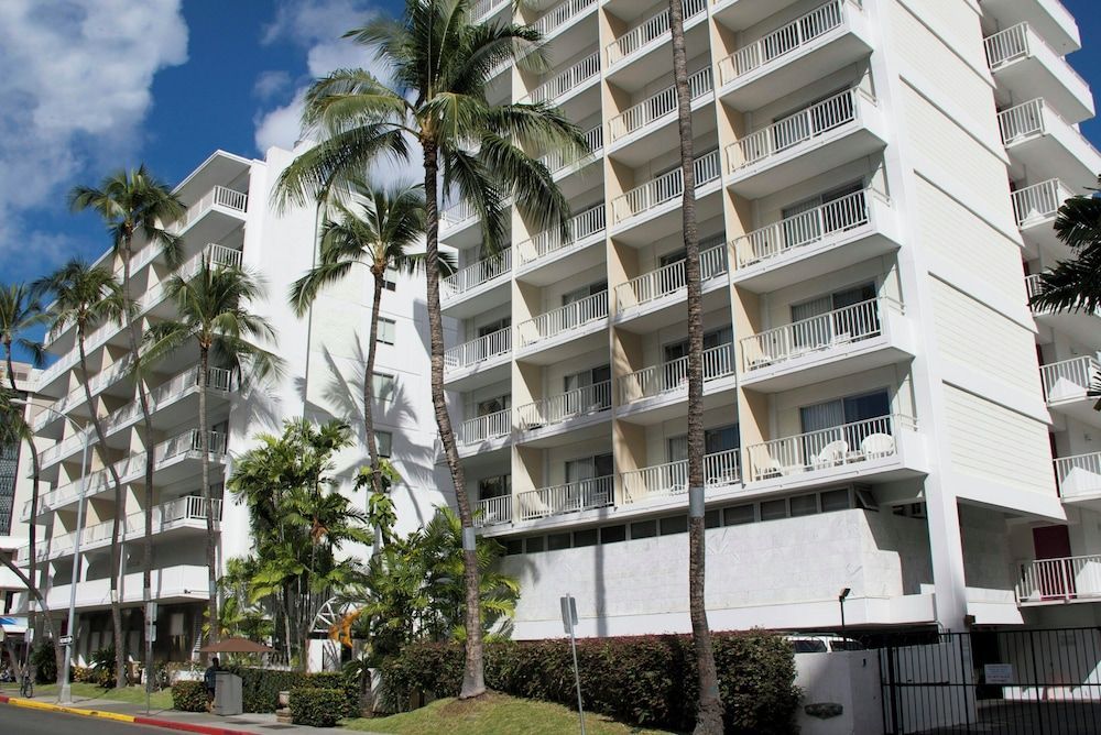 Oasis Hotel Waikiki 1