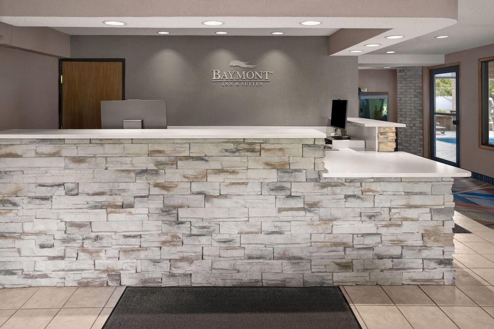 Baymont by Wyndham Logan 2
