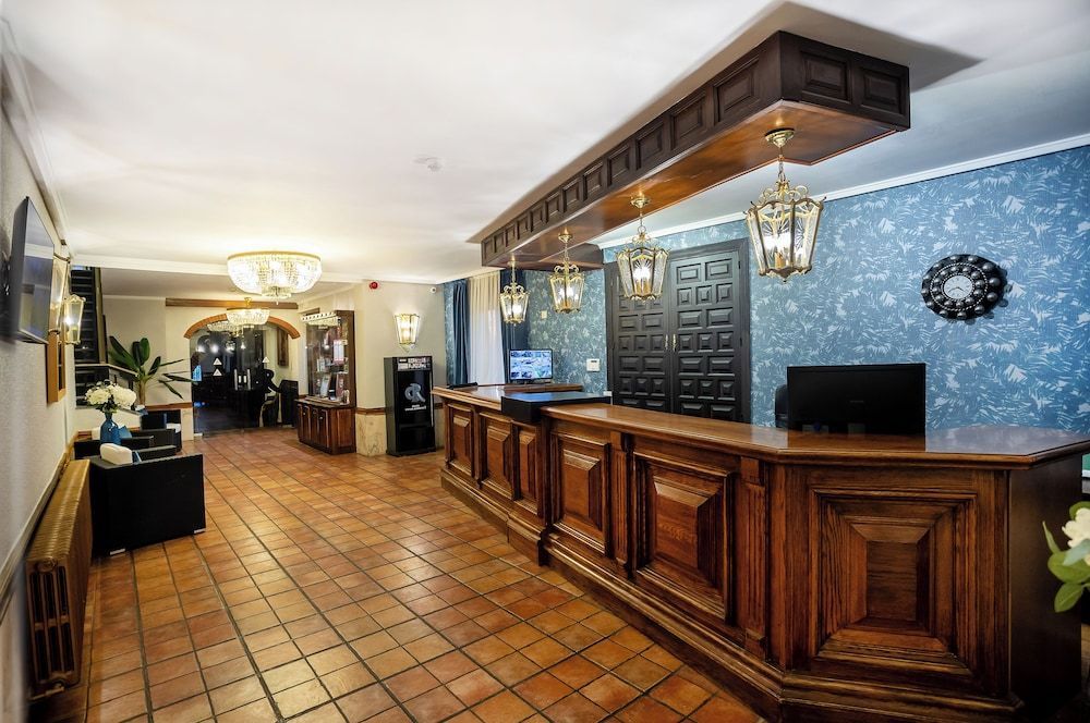 Hotel Conde Rodrigo II by eme hoteles 2