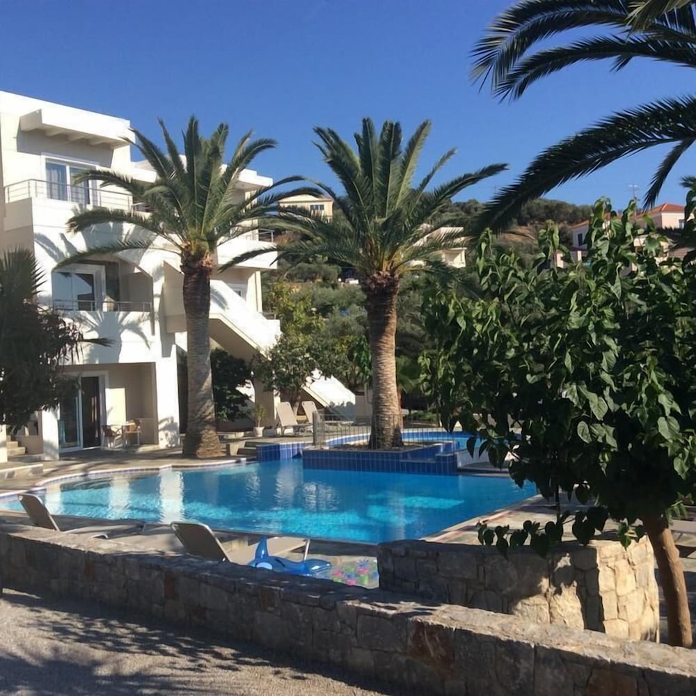Maria Suites 1