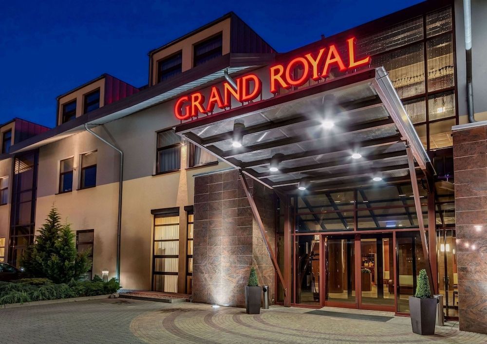 Grand Royal Hotel 1