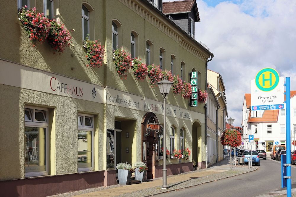 Hotel Arcus 1