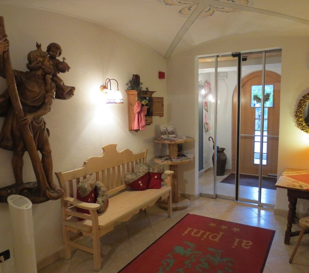 Hotel Ciasa Ai Pini 2