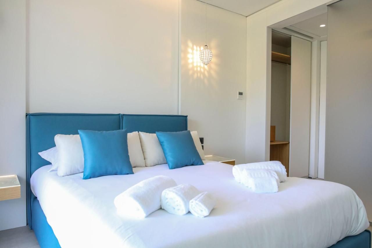 Sunset Hotel 1