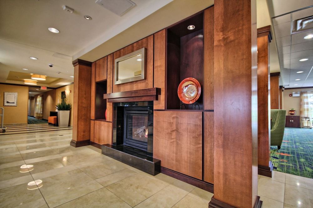 Fairfield Inn & Suites Huntingdon Raystown Lake 2