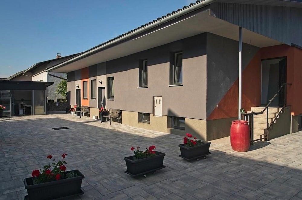 Apartments Drevi 1