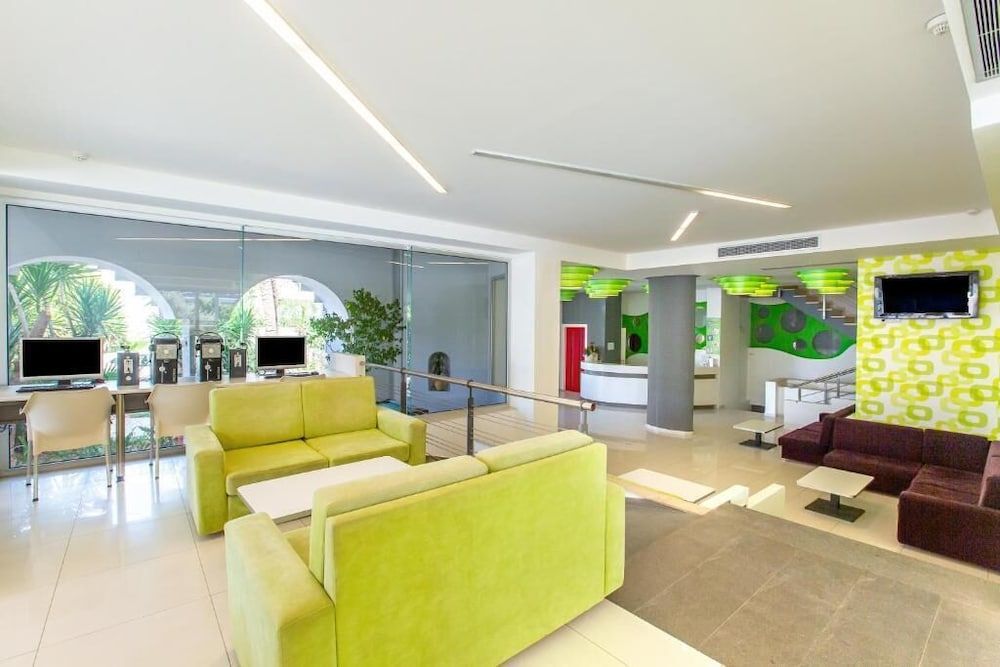 Hermes Hotel 2
