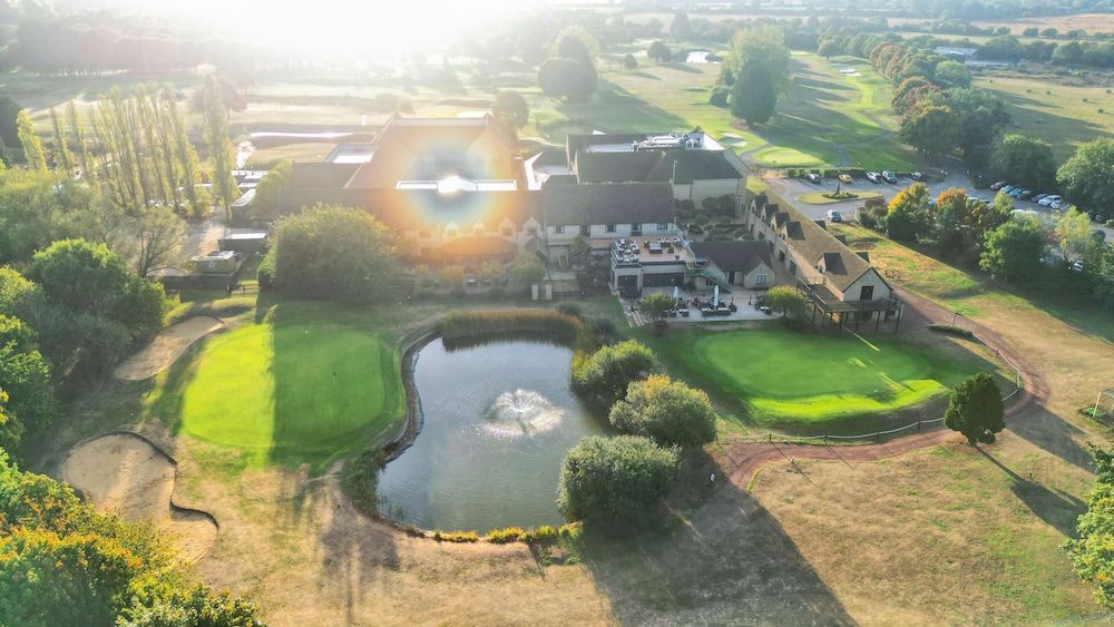Bicester Hotel, Golf & Spa 1