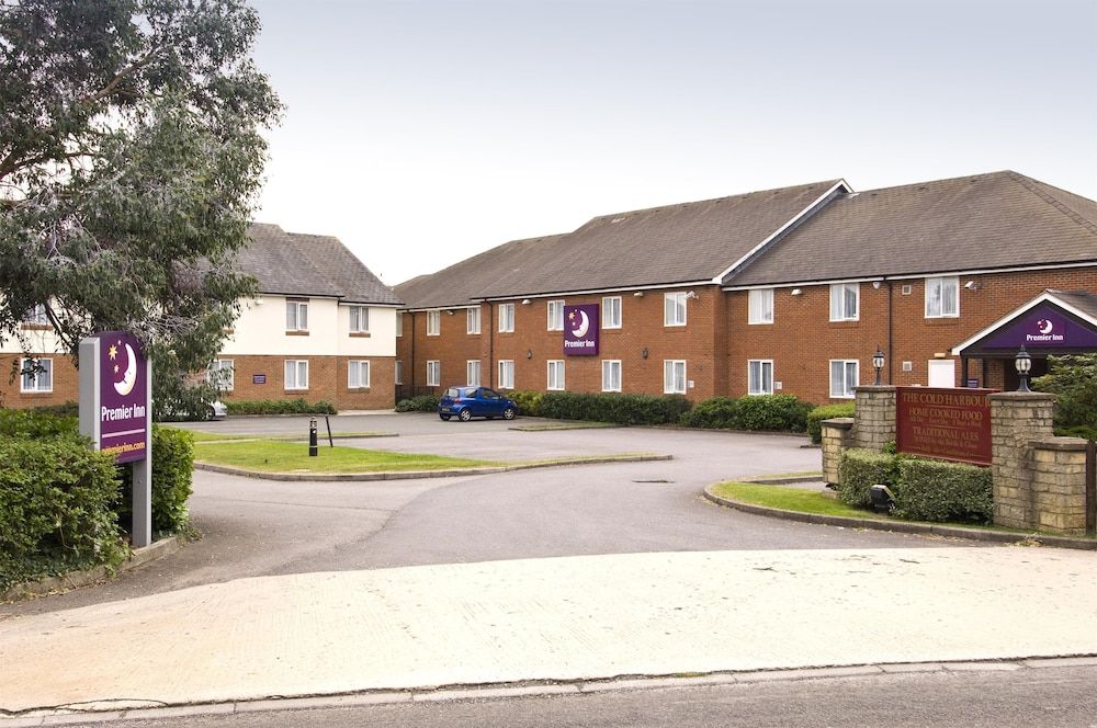 Premier Inn Swindon North 1