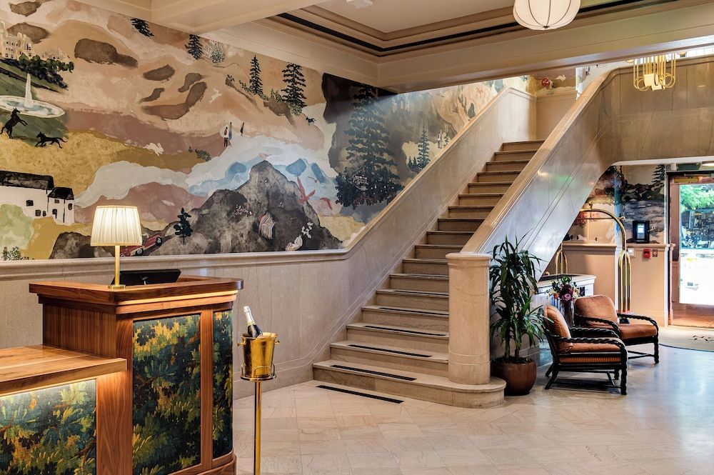 The Flat Iron Hotel, a Member of Design Hotels 1