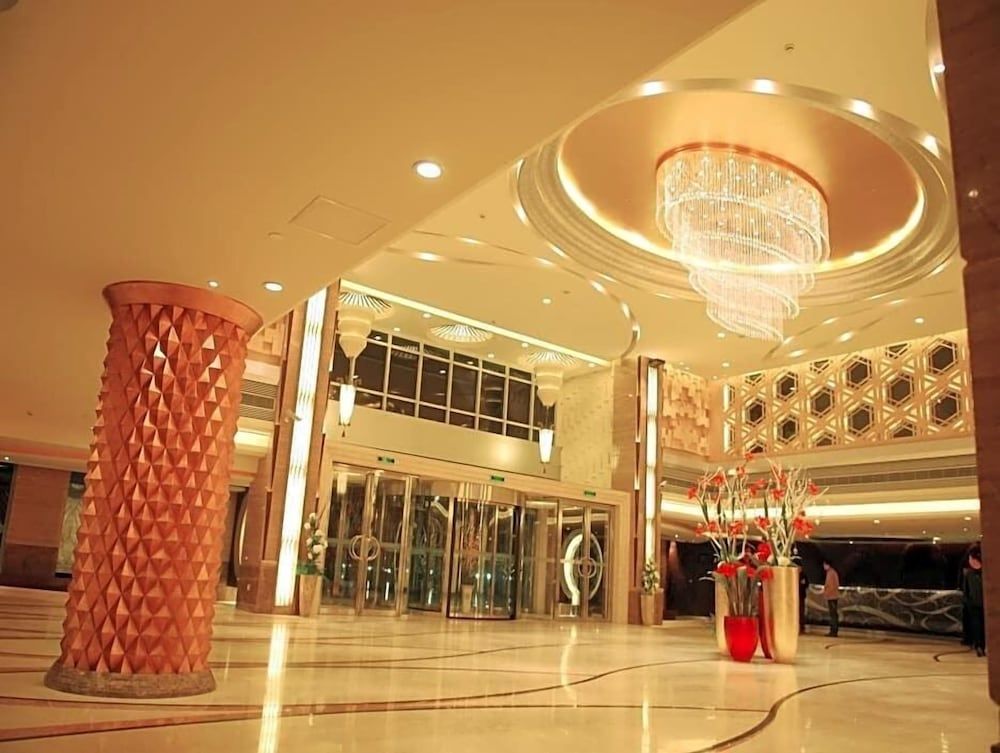 Dazhong Airport Hotel 1