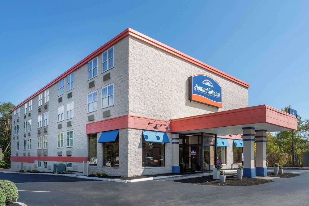 Howard Johnson by Wyndham Portsmouth 1