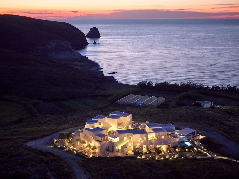 Milos Breeze Boutique Hotel 1