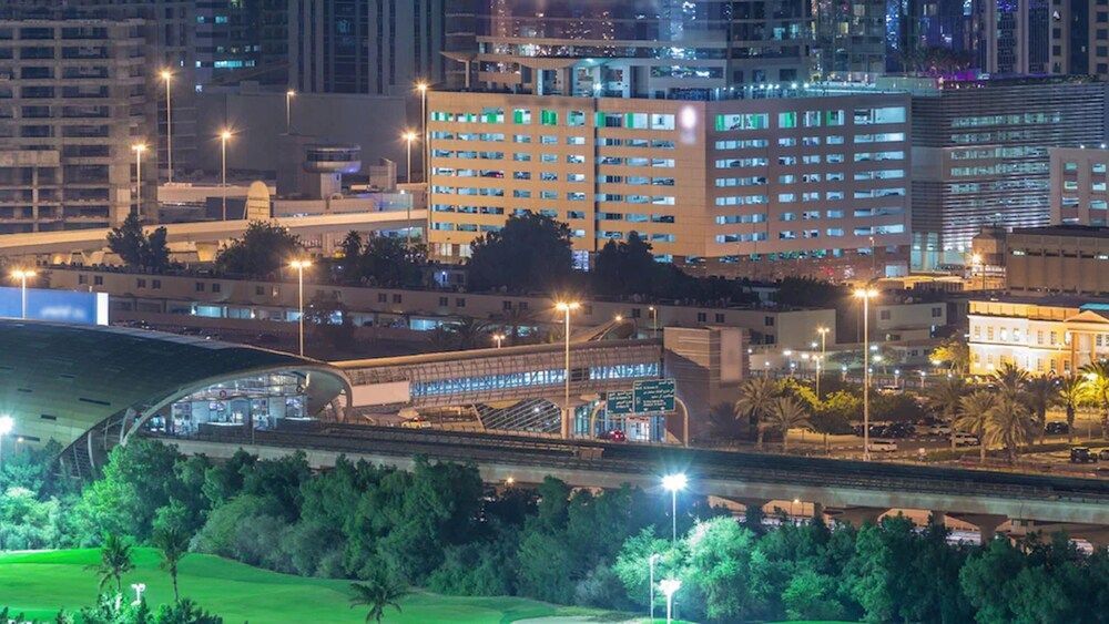 Urban Panda Beach Hostel JBR 2