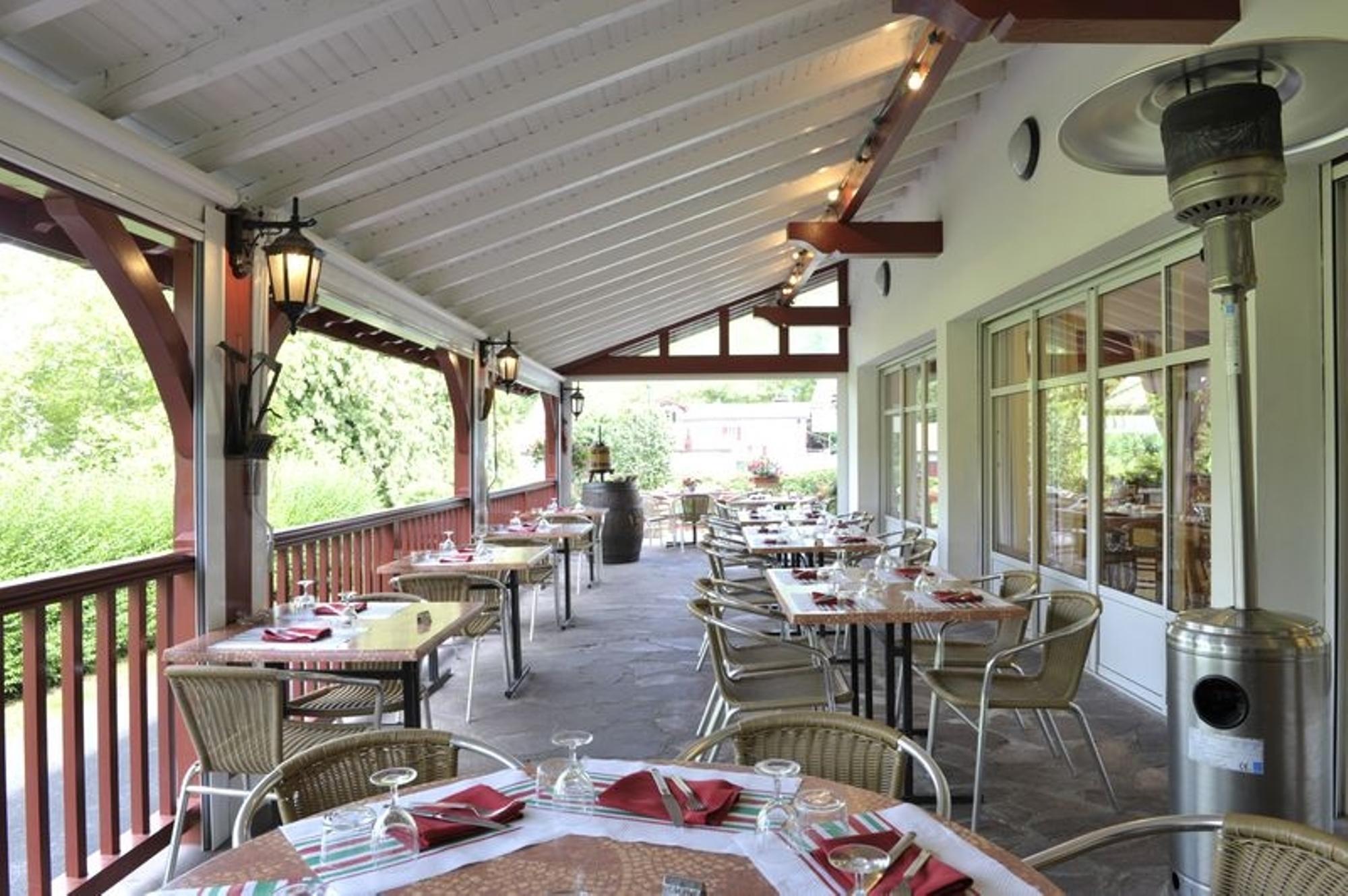 Logis Hotel Ur-Hegian 2