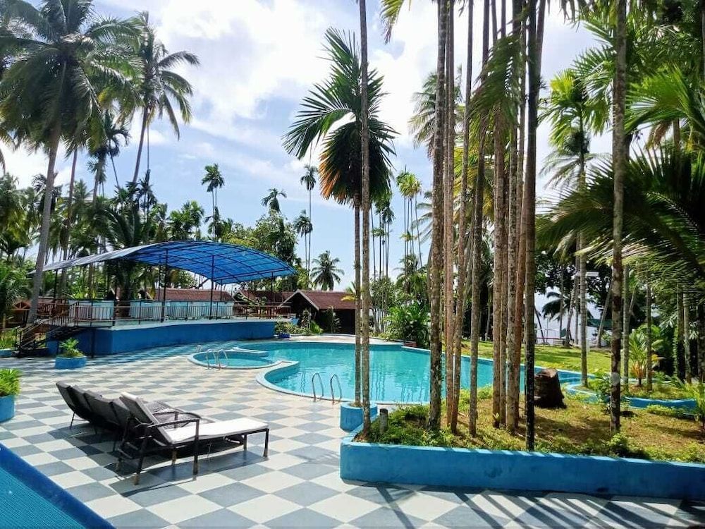 Adhvasaha Beach Spa Resort 1