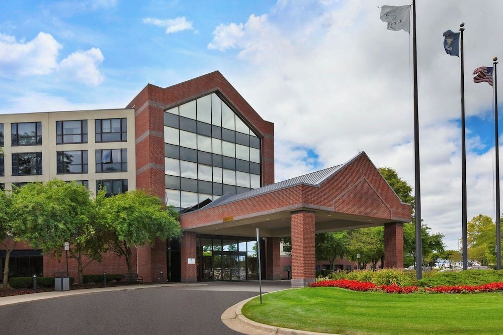 Hotel Auburn Hills 1