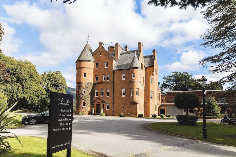 Fonab Castle Hotel 1
