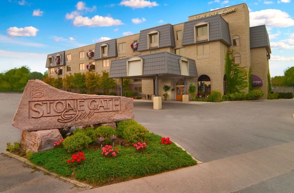 Stone Gate Inn 1