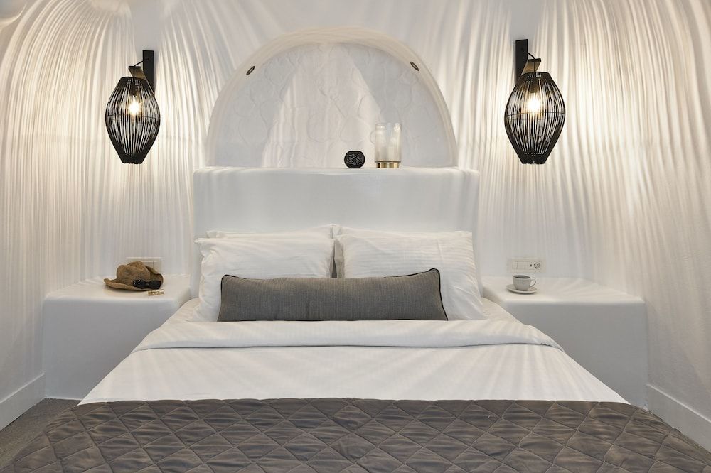 Virginia's Cave Villas 2