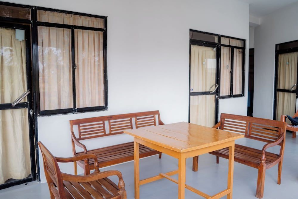 Asanka Surf House & Restaurant with pool 2