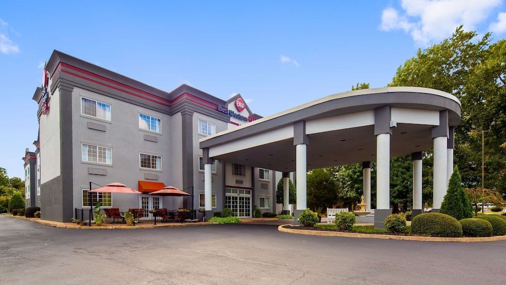 Best Western Plus Newport News 1