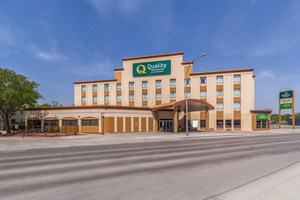 Quality Inn & Suites Winnipeg - Pembina Highway 1