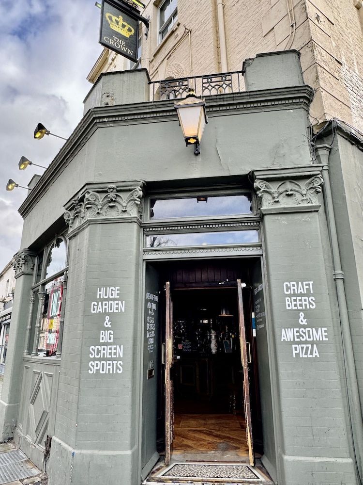 The Crown Rooms 1